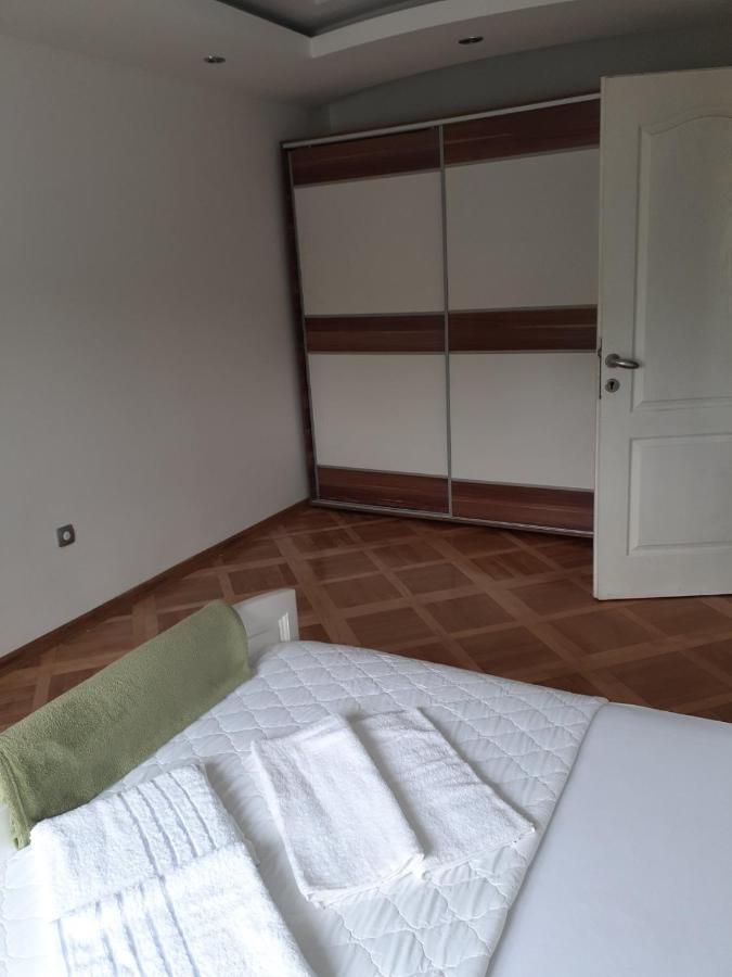 Loznicki Stan Na Dan 2 - Stan Na Dan Loznica Apartment Luaran gambar